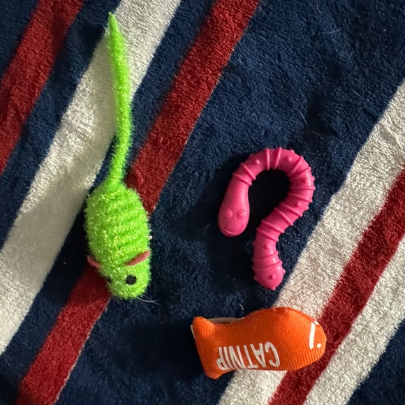 Assortment of Catnip Mice - Picture 4 of 4